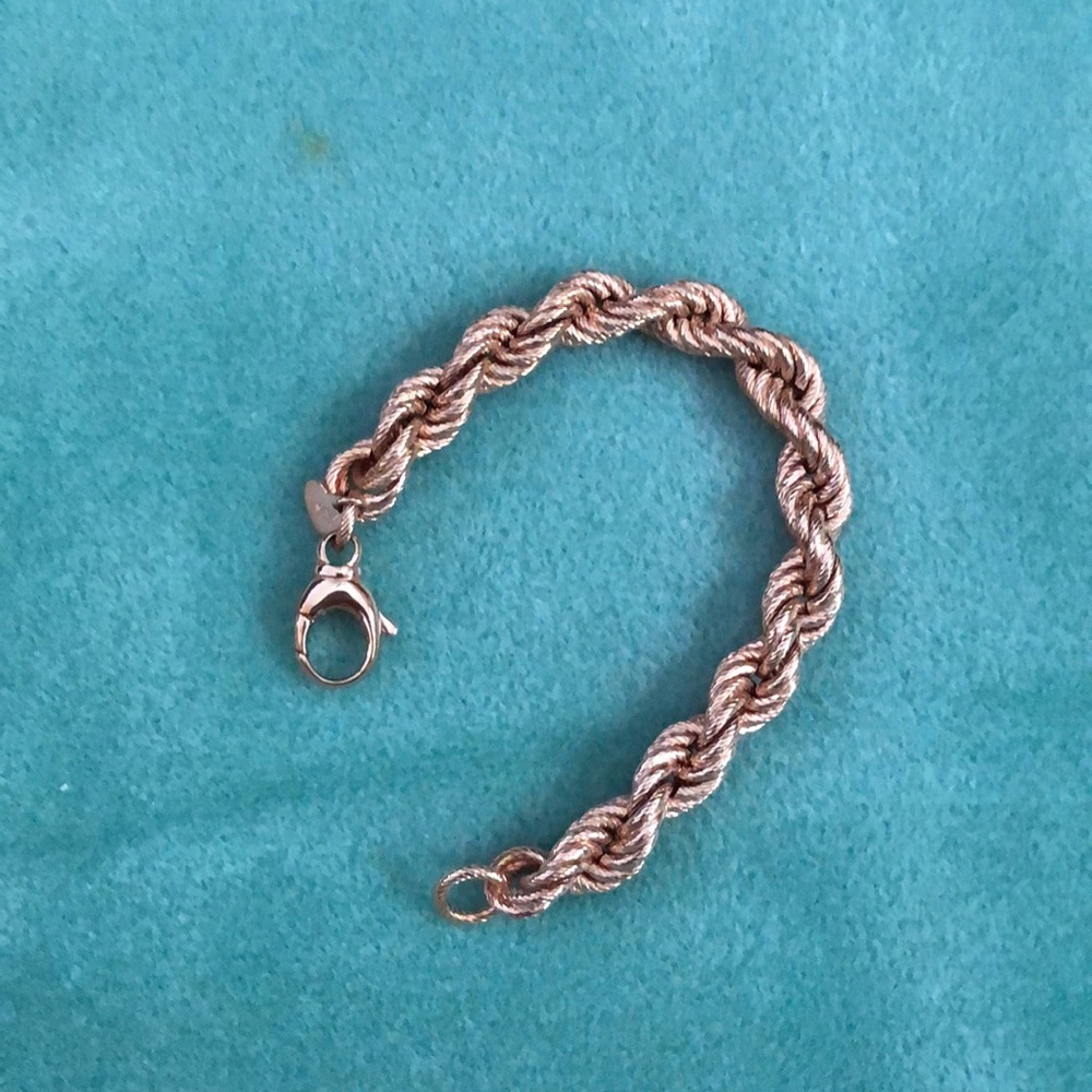 Chunky rose gold tone bracelet